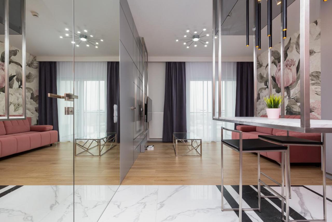 Premium Apartments Business Center By Renters Prestige ワルシャワ エクステリア 写真