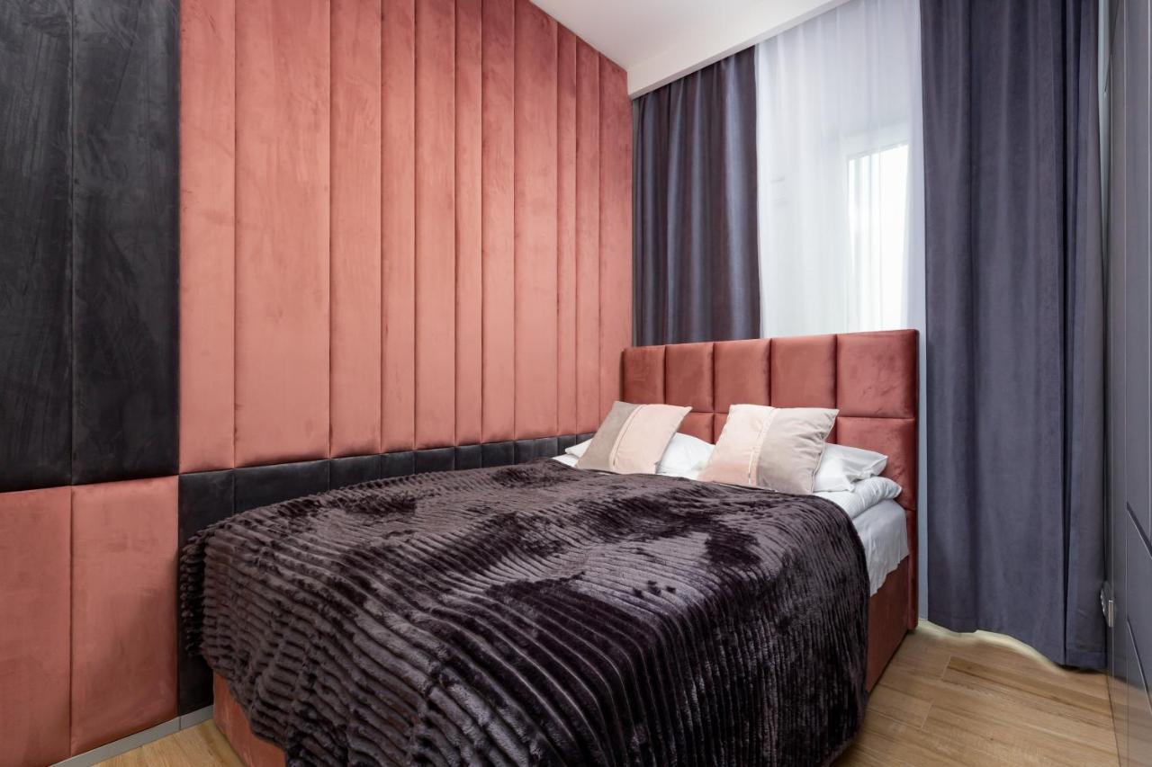 Premium Apartments Business Center By Renters Prestige ワルシャワ 部屋 写真