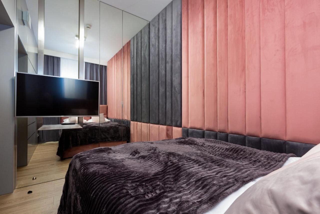 Premium Apartments Business Center By Renters Prestige ワルシャワ エクステリア 写真